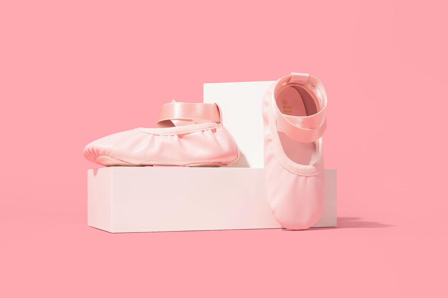 Rose colored kids ballet shoes - Slipps